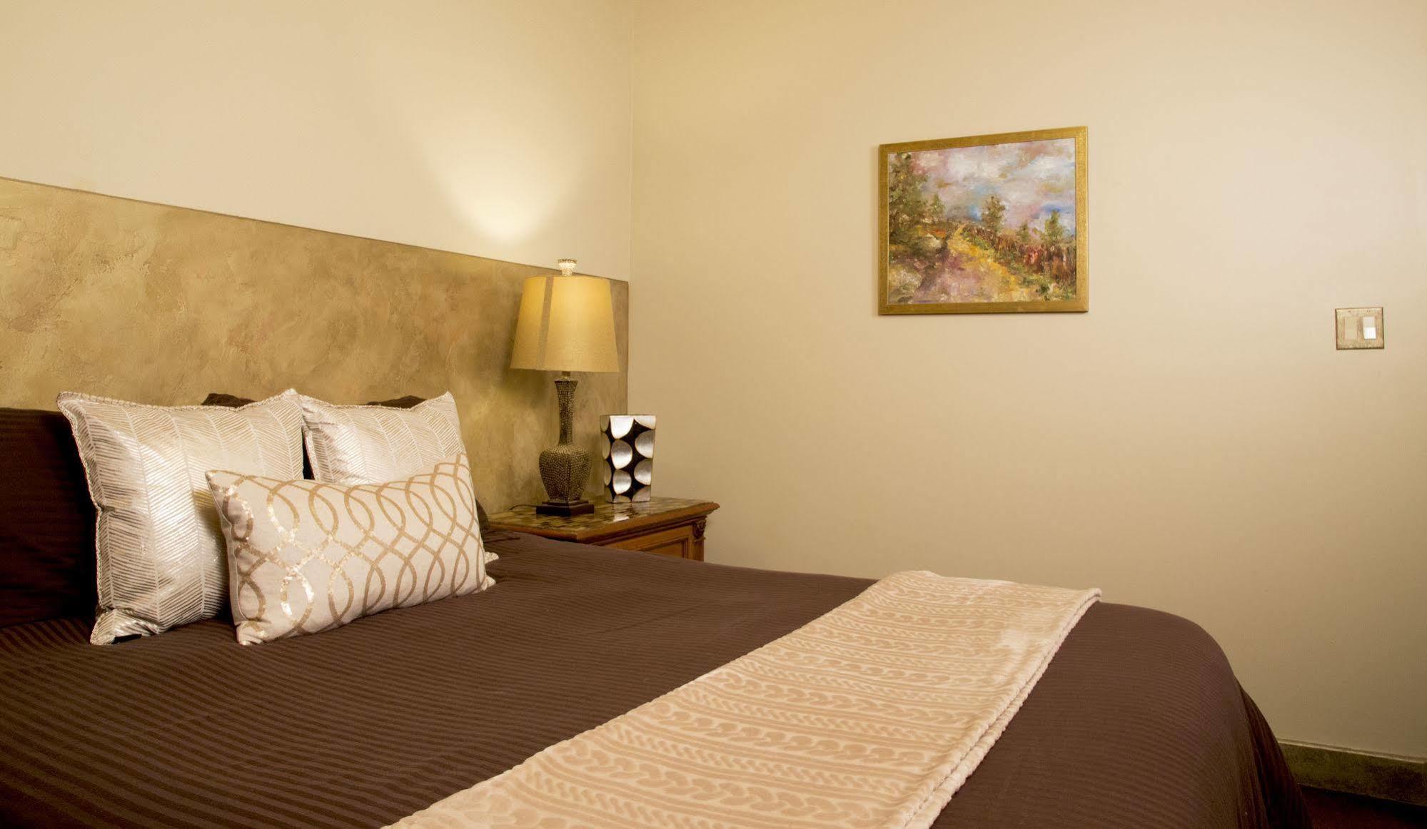 Luxx Boutique Hotel Santa Fe Exterior photo